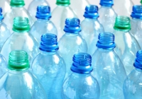 Пластиковые бутылки и пробки